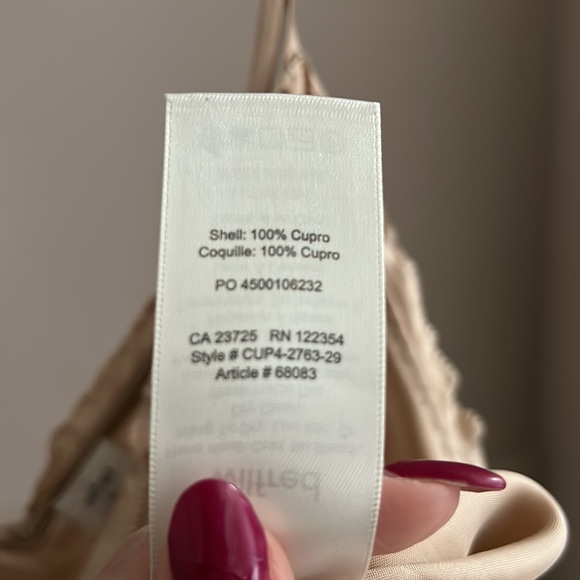 Wilfred Silk Cami NWOT Aritzia - Picture 5 of 5